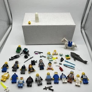LEGO Minifigure Assorted Lot Weapons Jurassic World Star Wars And More - Picture 1 of 11
