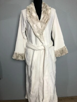 NWT Carole Hochman Faux Fur Plush Robe Off White Belted S Pockets Really Soft - Image 1 of 4