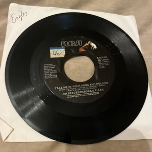 JIM REEVES, Take Me in Your Arms and Hold Me / Missing Angel, Vinyl 45 RPM - Picture 1 of 2