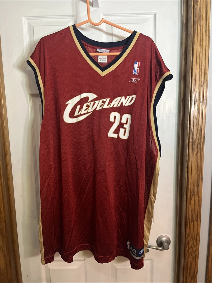 Camiseta para hombre Cleveland Cavaliers Lebron James 3XL roja Reebok #23 NBA Cavs Foto 1 de 4