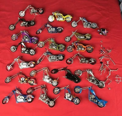 Lot Of 21 1:18 Diecast Motorcycles American Choppers OCC WCC Various Brands  - Image 1 of 4