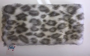 Girls JUSTICE Faux Fur Neck Scarf Print Gray White Cheetah Infinity Animal NEW - Picture 1 of 3