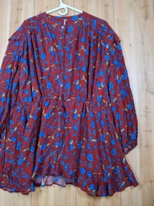 Mini Vestido Free People Flower Fields Rojo Azul Floral Pequeño Globo Calado - Imagen 1 de 12