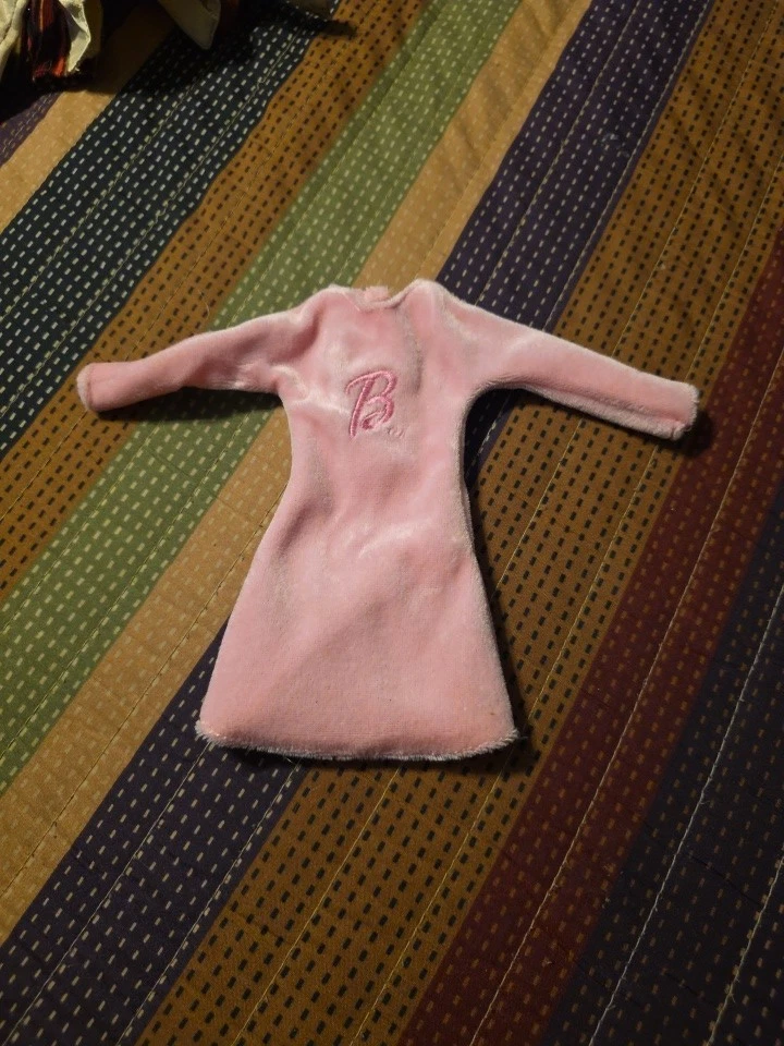 Vestido vintage BARBIE rosa con B para inicial en vestido vestido ver ¡Raro! Foto 1 de 2