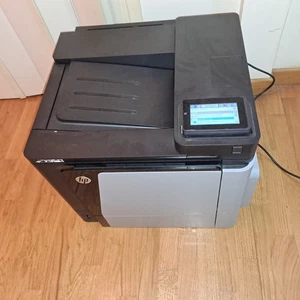 HP LaserJet Enterprise M651dn A4 a Colori - Foto 1 di 11