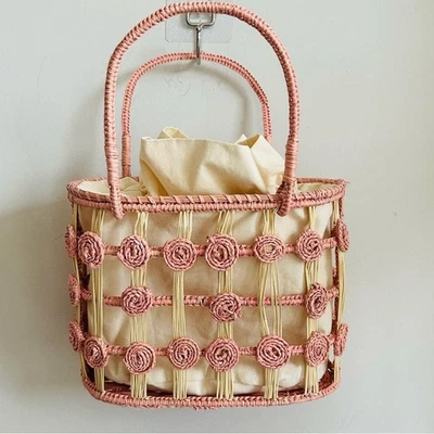 Bolso de Mano Apaya Amalia Tejido a Mano Rosa Ratán Hecho en Colombia $275 Boda Foto 1 de 4