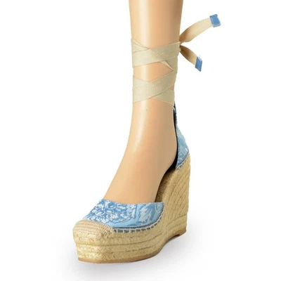 范思哲女式牛仔Barocco印花踝带楔形凉鞋US 11 IT 41 — 第 1/4 张图片