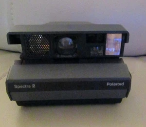 Polaroid Kamera Spectra 2, grau, mit Handschlaufe funktioniert super. Film nicht enthalten - Bild 1 von 5