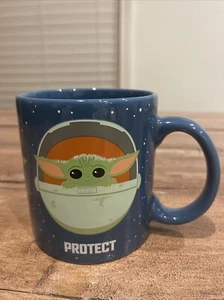 Star Wars The Mandalorian Grogu Snack Attack Protect Baby Yoda 14oz Mug - Picture 1 of 5