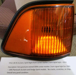89-95 Acclaim Spirit Right Front corner marker/turn signal light oem. - Picture 1 of 2