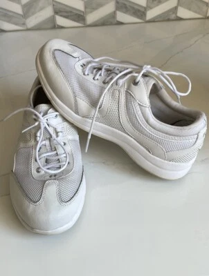 Ryka White Walking Shoes Sneakers Women’s Size 9.5 Lace Up Lightweight Comfort - Image 1 of 4