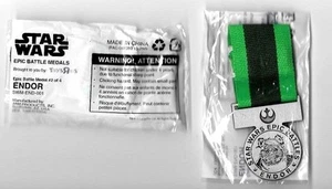 STAR WARS ""MEDALLA DE BATALLA ÉPICA ~ ENDOR ~ JUGUETES R EXCLUSIVOS DE EE. UU. #2 DE 4 - Imagen 1 de 1