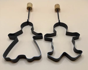 Lot Of 2 Handled Gingerbread Cookie Cutters - Picture 1 of 5
