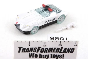 Prowl 100% Complete Deluxe War for Cybertron - Siege Transformers - Picture 1 of 3
