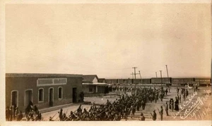 1915 RIVOLUZIONE MESSICANA CARTOLINA RPPC: ALVARO OBREGÓN ESERCITO MARCIA AD AGUA PRIETA - Foto 1 di 2