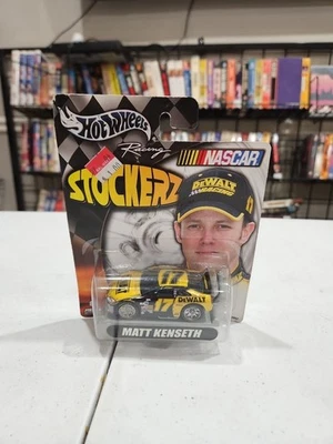 2004 Hot Wheels Racing Stockerz 1:64 MATT KENSETH #17 DeWalt Diecast NIP - Image 1 of 2
