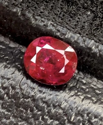 GFCO Certified Red Ruby 1.02CT Natural Top Quality Ruby Loose Gemstone - Image 1 of 2