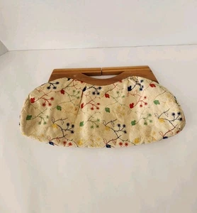 Vintage Linen Embroidered Bag Purse Clutch Wood Handle Coquette Handbag Flaws - Picture 1 of 16
