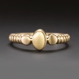 VINTAGE 18k YELLOW GOLD RING DESIGNER SATIN FINISH RIBBED BAND ESTATE OVAL SHAPE - Picture 1 of 1