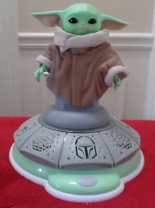 Usado en excelente estado Disney Room Glow - Baby Yoda - Imagen 1 de 10
