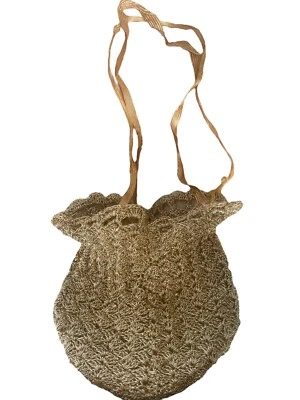 Bolso de ganchillo vintage concha ondulada hilo metálico dorado cordón años 70 hecho a mano Foto 1 de 4