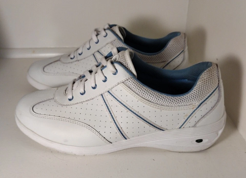 Tenis para caminar GRASSHOPPERS PureFit Premium de cuero blanco para mujer talla 11W Foto 1 de 4