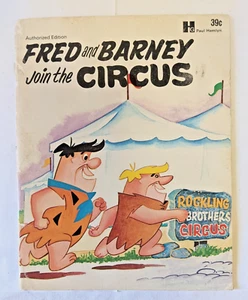 Fred And Barney Join The Circus Flinstones Hanna-Barbera 1972 Vintage Paperback - Picture 1 of 15