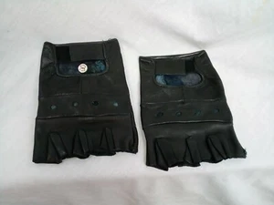 Guanti Uomo Pelle Senza Dita Ventilati Nocche Fori Sollevamento Pesi, Ciclismo - Foto 1 di 4