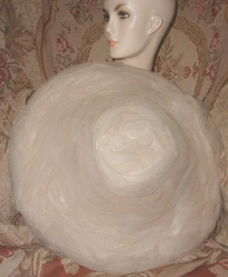 ENORME 21" Ancho Vintage Años 50 Plato Sombrero con Nubes de Tul, Beige, Beverly Hills Foto 1 de 4