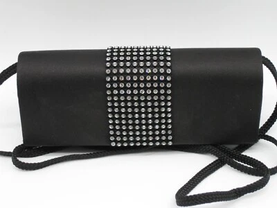 CARLO FELLINI CLUTCH NEGRO SATINADO Y PEDRERÍA CON CORREA PARA EL HOMBRO *USADO UNA VEZ* Foto 1 de 3