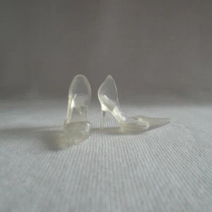 ¡NUEVO! Barbie Holiday Doll 2021 zapatos de tacón alto transparentes ~ ropa modelo Muse - Imagen 1 de 2