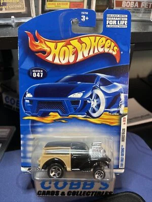 2001 Hot Wheels #47 First Editions 35/36 MORRIS WAGON Black/Tan w/5 Spoke Wheels - Image 1 of 4