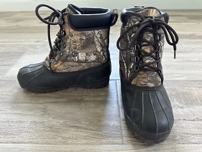 MAGELLAN Outdoors youth Realtree Edge duck boots. Size 5. - Image 1 of 4