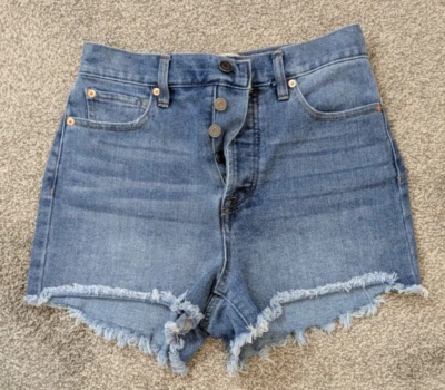 Pantalones Cortos Gianni Bini Azul Denim Tiro Alto Corte Botones-Fly; Talla 5 Juniors Foto 1 de 4