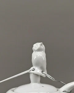 9986099-d Lindner-Porzellan Tropfenfänger Kauz Eule weiß H4cm - Picture 1 of 3