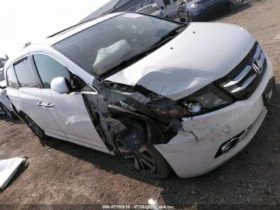 Used Air Cleaner Assembly fits: 2015 Honda Odyssey  Grade A - Image 1 of 4