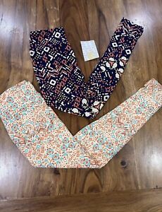 LuLaRoe Leggings OS One Size 2 pack Navy and cream you get both NWT