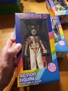 NECA Ben Cooper GREMLINS GIZMO 5,5" Actionfigur Kostüm & Maske LESEN - Bild 1 von 11