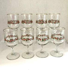 Libbey Holly Berry Christmas Gold Rim Wine Water Goblets Set of 8 Vintage - 6.5" - Picture 1 of 5
