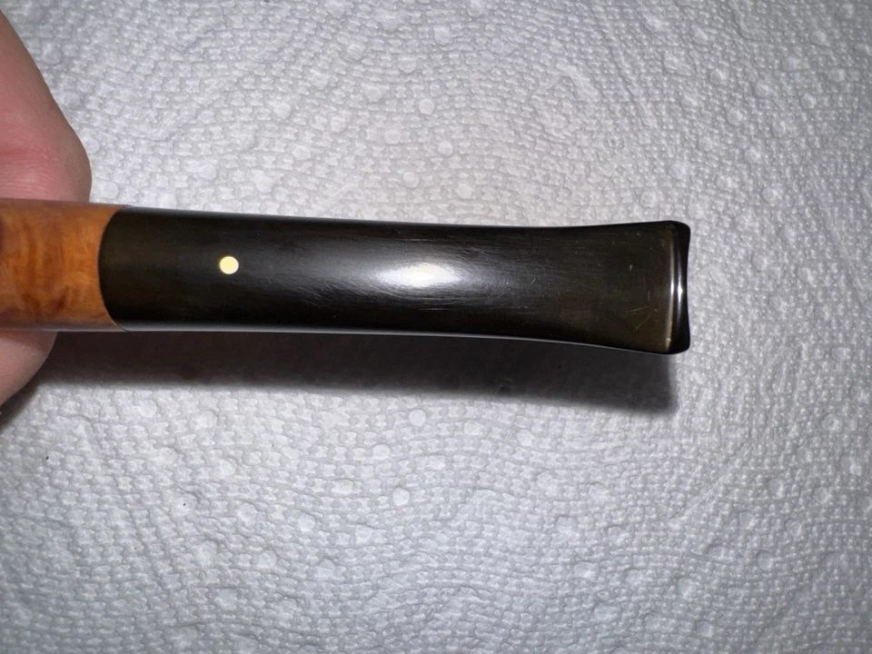 Tubo Dunhill Root Briar Hecho en Inglaterra K F/t 4 R Foto 1 de 4