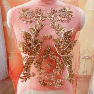 1PZ Paillettes Floreale Uccellino Finta Perla Paillettes Applique Perline Maglia Patch per Abito - Foto 1 di 9
