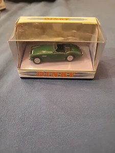DINKY MATCHBOX COLLECTIBLES 1:43 DY30 1956 AUSTIN HEALEY Green 1992 - Picture 1 of 5