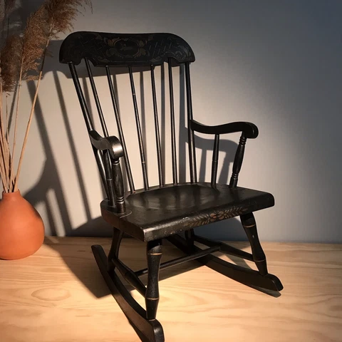 Vintage Child's Spindle Wood Rocking Chair Nichols & Stone Stenciled Gold Deers Cover