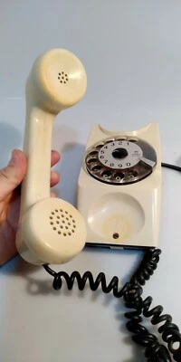 Telefono fisso a disco vintage - TS SAFNAT Mod. CHICCO - Design Nizzoli bianco - Immagine 1 di 4