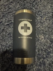 Yeti Rambler 20oz Tumbler Navy Has A Company Logo On It See Pics New - Picture 1 of 1