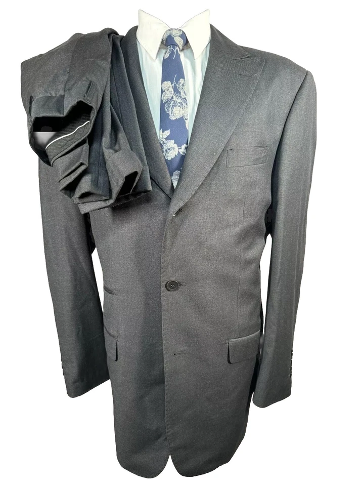 GIORGIO FIORELLI Mens Solid Gray Peak Lapel 2 Piece Suit 44L Jacket 38x32 Pant - Image 1 of 4