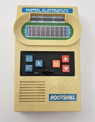 Juego portátil de fútbol Mattel 1977. Probado y funciona Foto 1 de 4