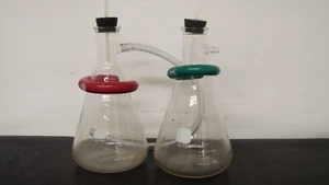 Two Pyrex  2000 mL Filter Flasks No. 5340 with Weights - Picture 1 of 4