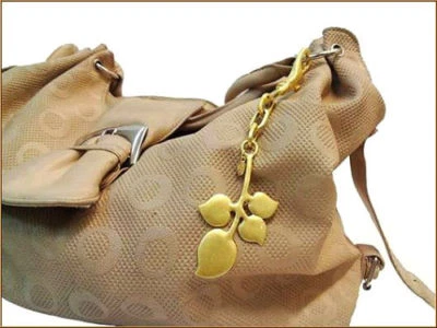 NUEVO LLAVERO PEREGRINO DINAMARCA CHAPADO EN ORO 16K COLECCIÓN CORAZÓN HOJA HECHO A MANO   Foto 1 de 2