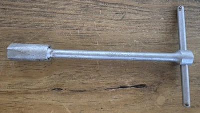 HAZET 527 TOURIST ROUND BOX SPARE TIRE TOOL KIT WRENCH 14mm PORSCHE SPLIT OVAL - Image 1 of 4